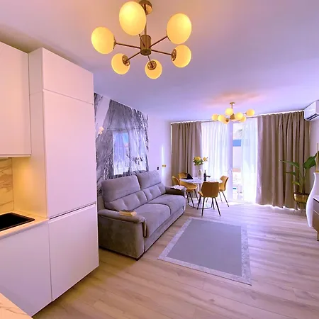 Tropicalidays Oceanview Grand Luxe Apartment *