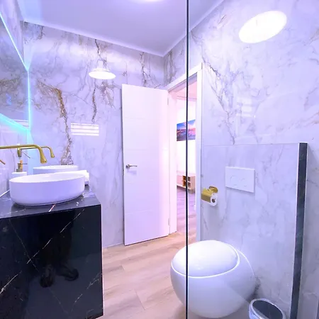 Apartment Tropicalidays Oceanview Grand Luxe