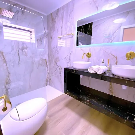 Tropicalidays Oceanview Grand Luxe